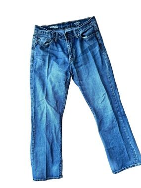 Express Kingston Classic Fit Boot Cut Jeans in Medium Blue Wash